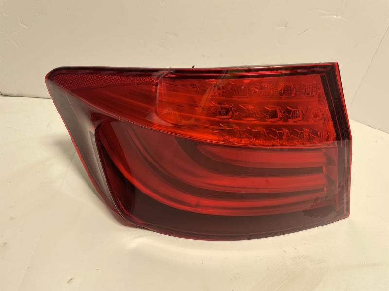 2011 BMW 528i Left TAIL LAMP - 430