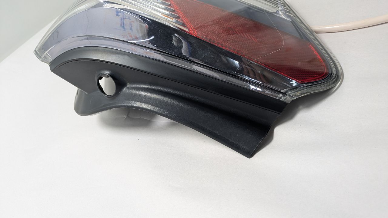 2010 LEXUS HS250H 4cyl Hybrid 2.4 Left TAIL LAMP - 430016 — photo 2