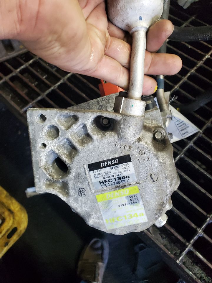 2010 LEXUS HS250H 4cyl Hybrid 2.4 AC COMPRESSOR - 430119 — photo 2