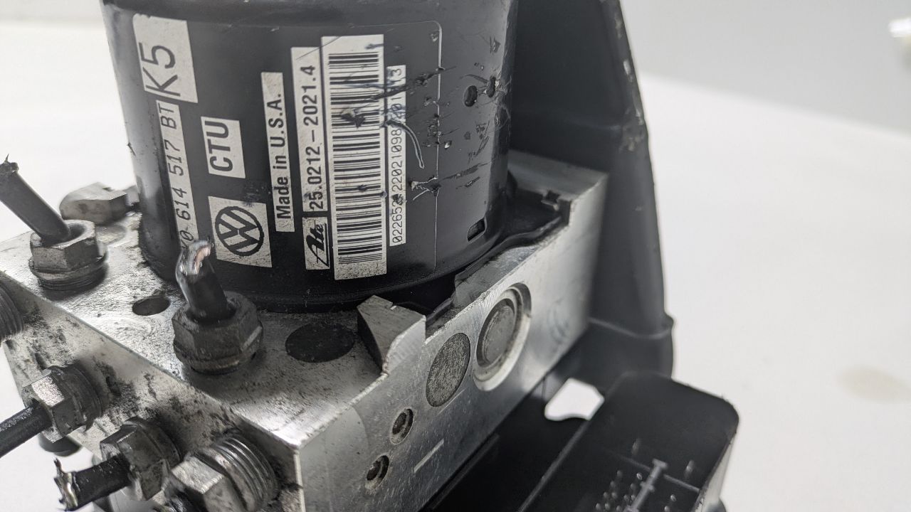 2013 VOLKSWAGEN JETTA 1.4L 4cyl Turbo Hybrid Anti-lock Brake Pts - 430263 — photo 6