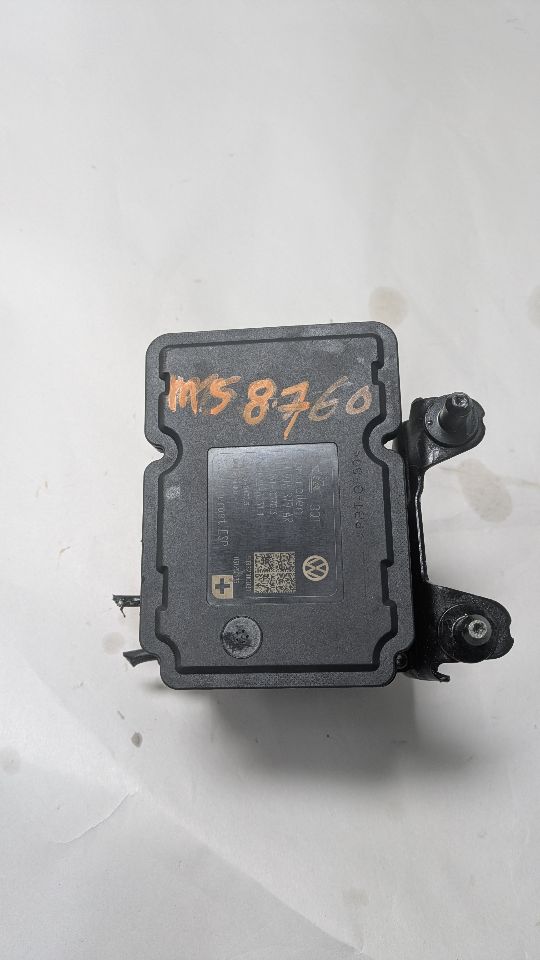 2013 VOLKSWAGEN JETTA 1.4L 4cyl Turbo Hybrid Anti-lock Brake Pts - 430263 — photo 8