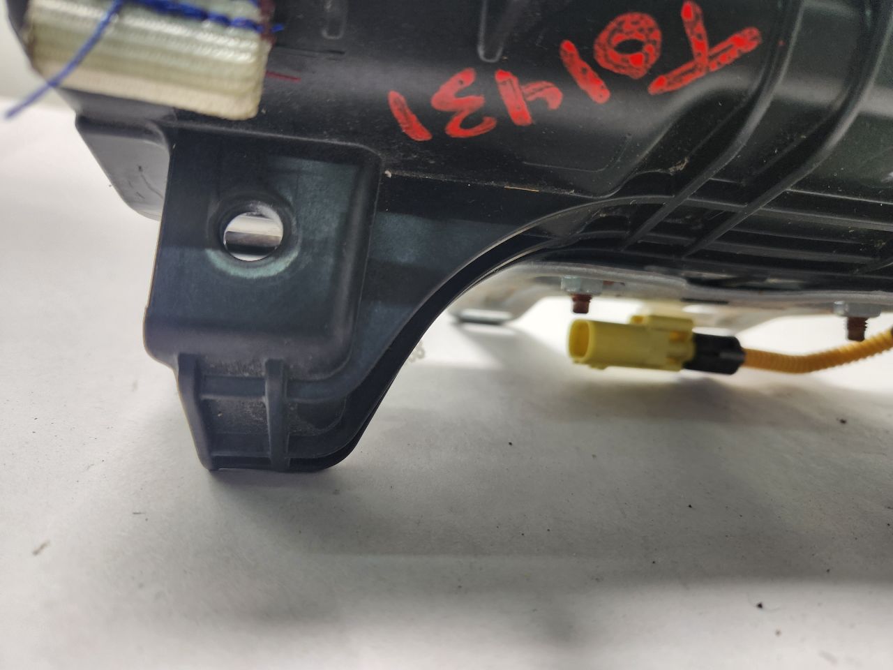2015 HYUNDAI GENESIS 6cyl Gasoline 3.8 Left AIR BAG - 430310 — photo 3