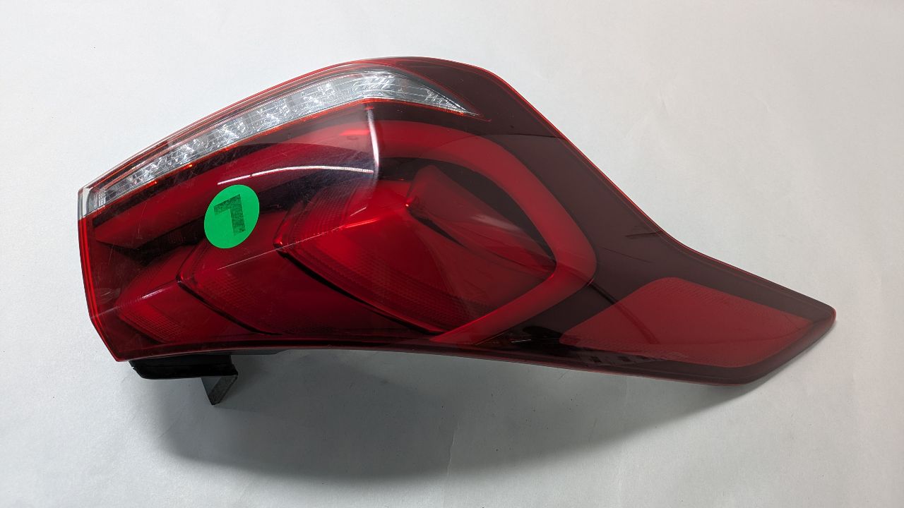 2015 HYUNDAI GENESIS 6cyl Gasoline 3.8 Left TAIL LAMP - 430317