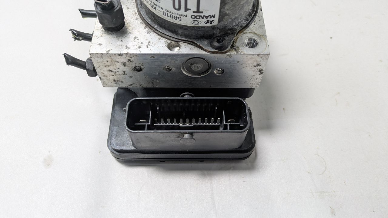 2020 KIA SOUL 2.0L 4cyl Gasoline VVT Anti-lock Brake Pts - 430395 — photo 2