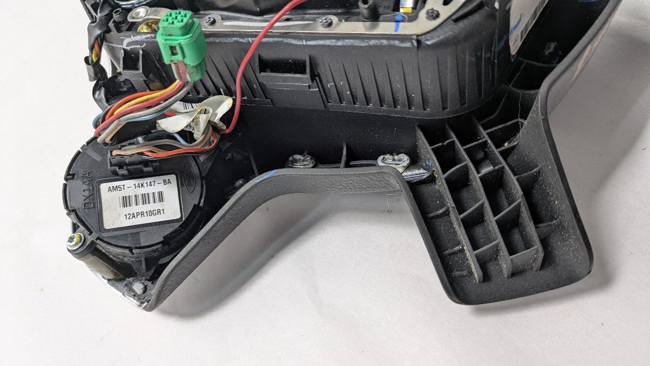 2012 FORD FOCUS 4cyl Gasoline 2.0 PZEV Left AIR BAG - 430411 — photo 5