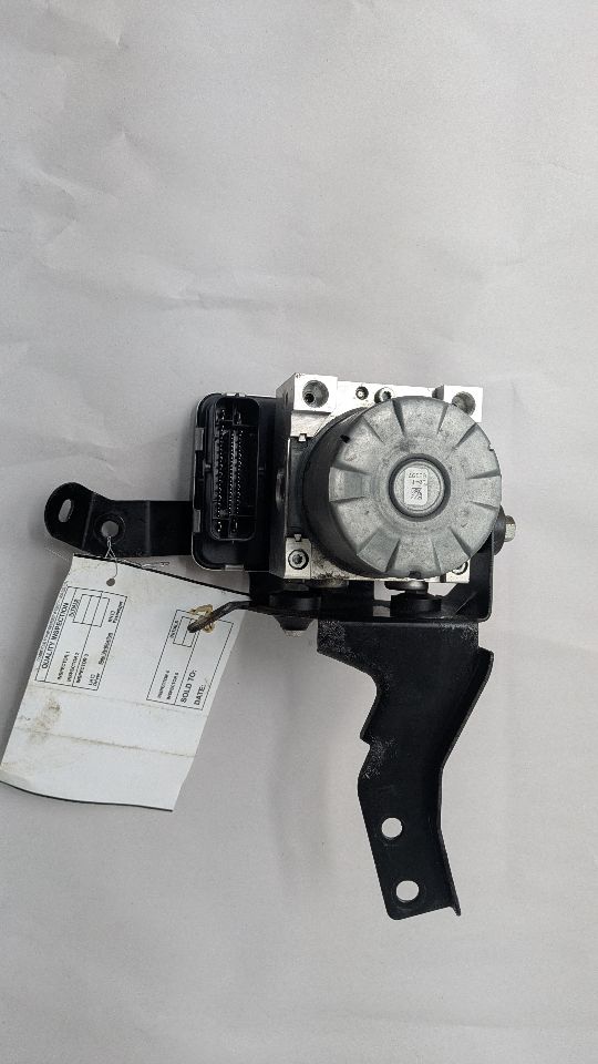 2019 MITSUBISHI OUTLANDER 2.4L 4cyl Gasoline VVT Anti-lock Brake Pts - 430730
