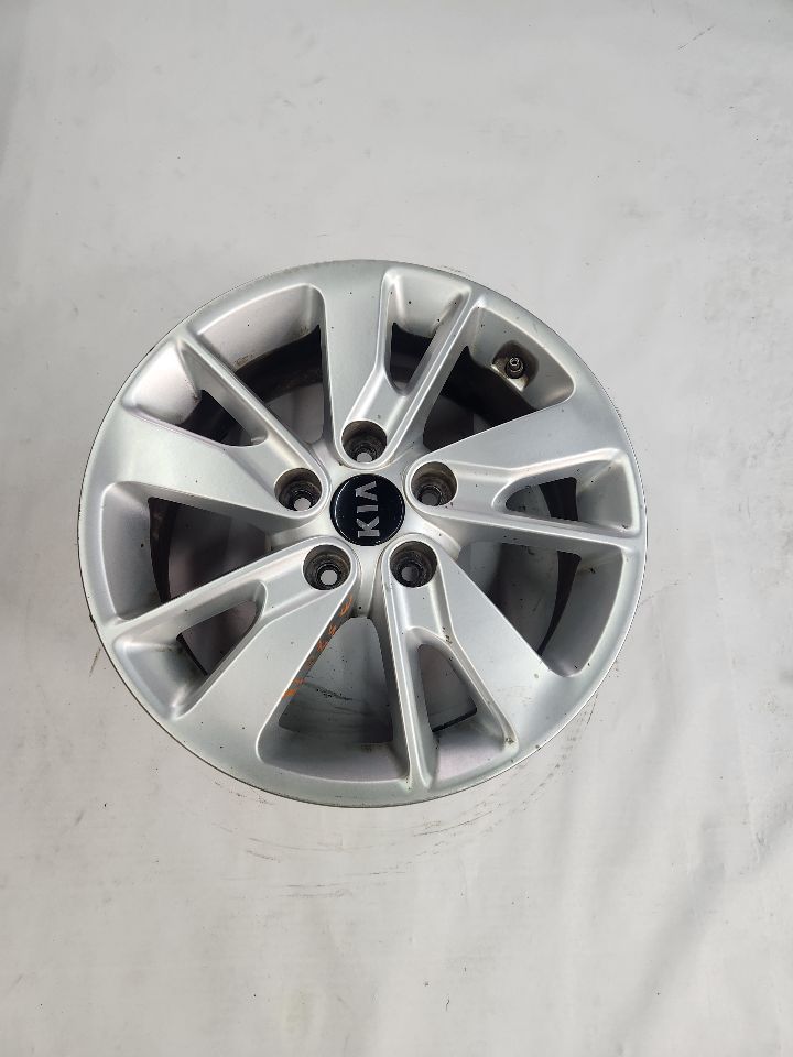 2017 KIA OPTIMA 4cyl Gasoline 2.4 WHEEL - 431319 — photo 1