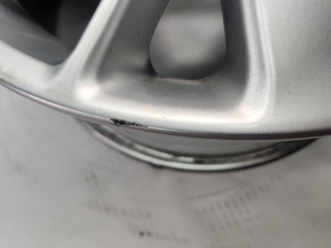 2017 KIA OPTIMA 4cyl Gasoline 2.4 WHEEL - 431319 — photo 4