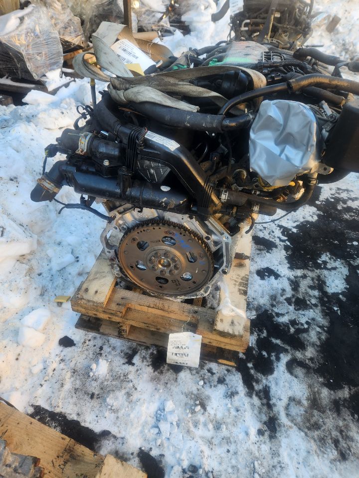 2016 KIA SEDONA 6cyl Gasoline 3.3 ENGINE ASSEMBLY - 431674