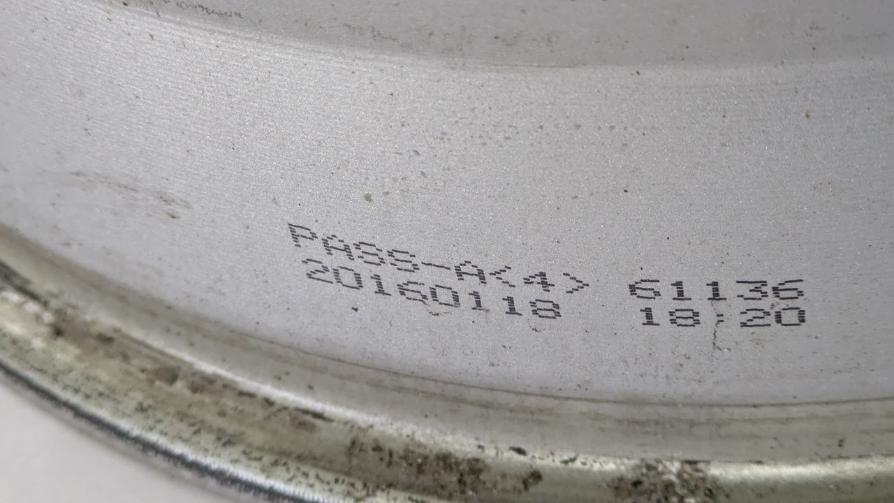 2016 KIA SEDONA 6cyl Gasoline 3.3 WHEEL - 431677 — photo 5