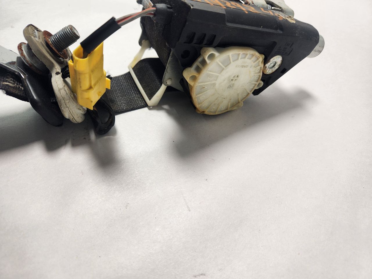 2012 DODGE CARAVAN 6cyl Gasoline 3.6 Seat Belt, Front - 431786 — photo 4