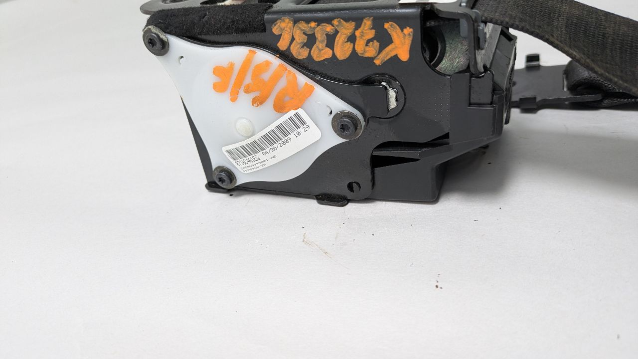 2009 BMW X5 Seat Belt, Front - 431810 — photo 4