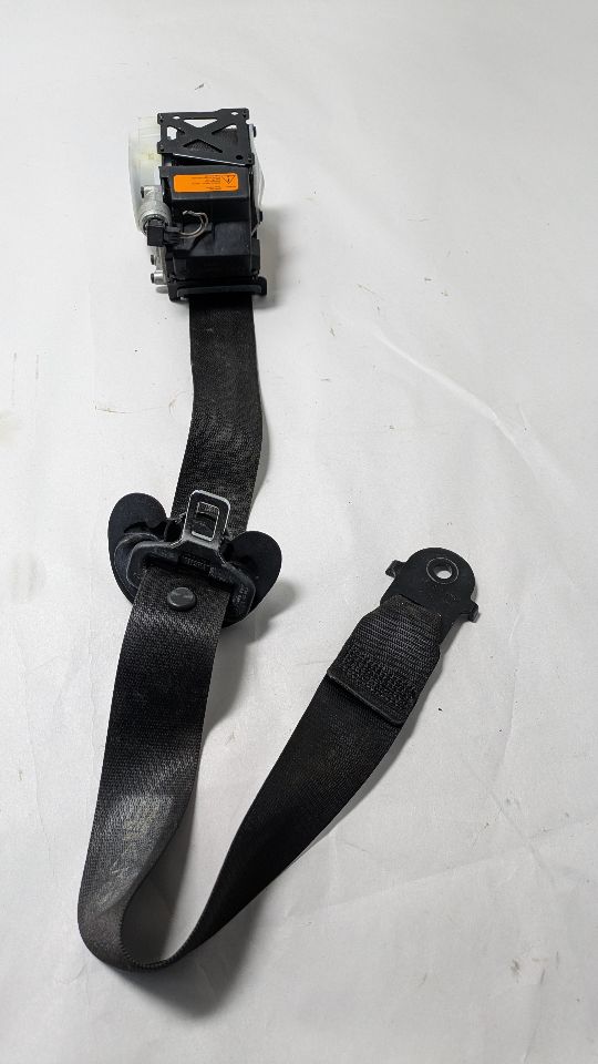 2009 BMW X5 Seat Belt, Front - 431810 — photo 5