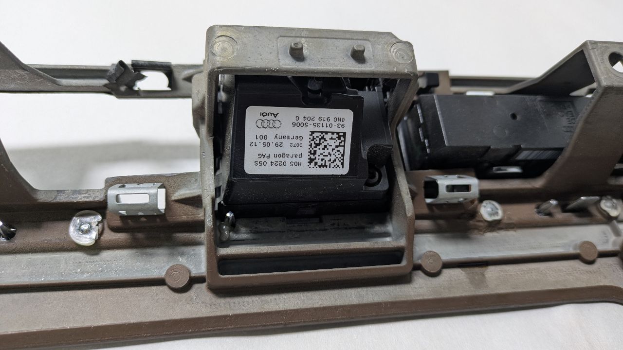 2013 AUDI A8 6cyl Supercharged 3.0 Dsh/Int/Seat Switch - 431837 — photo 8