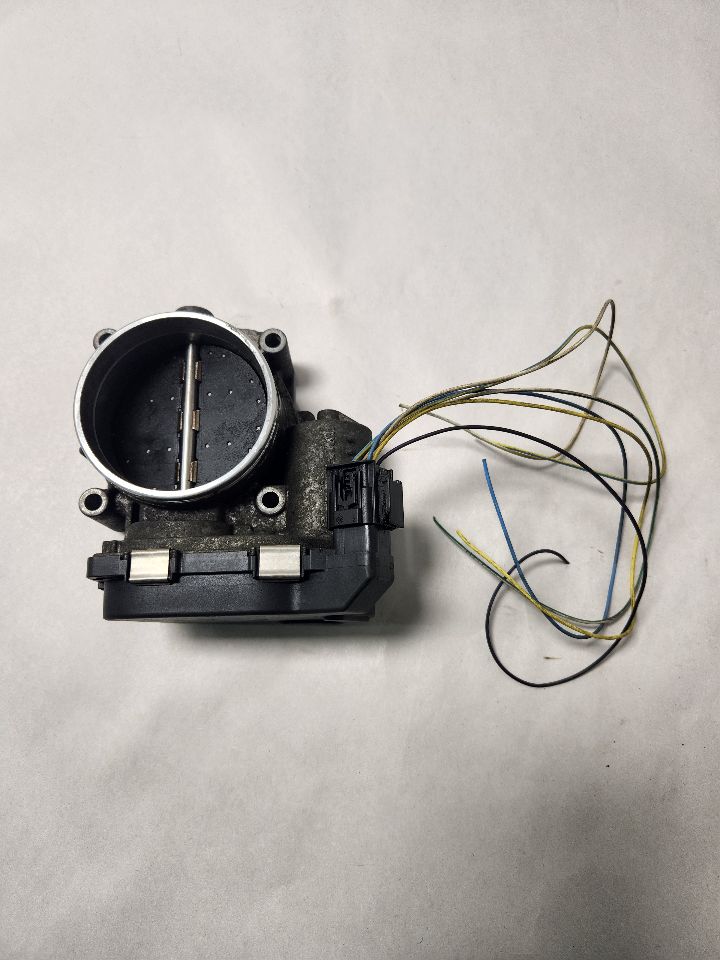 2011 BMW 328i 6cyl Gasoline 3.0 SULEV THROTTLE BODY ASSY - 431850 — photo 1