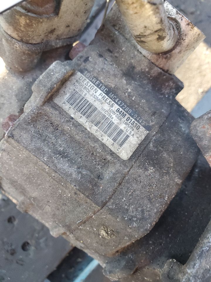 2010 CHRYSLER SEBRING 6cyl Gasoline 2.7 AC COMPRESSOR - 432085 — photo 2