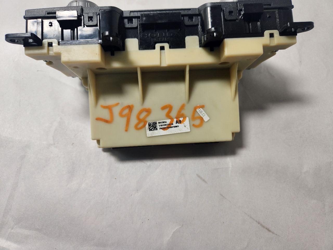 2012 HONDA ODYSSEY 6cyl Gasoline 3.5 TEMP CONTROL - 432088 — photo 2