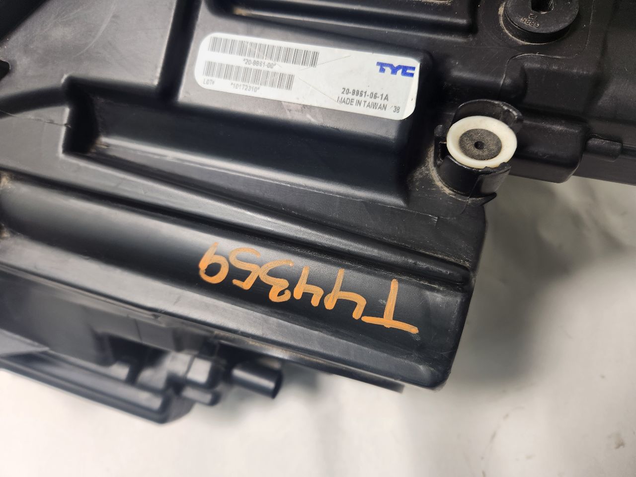 2019 MERCEDES-BENZ E-CLASS Right HEADLAMP ASSEMBLY - 432497 — photo 3