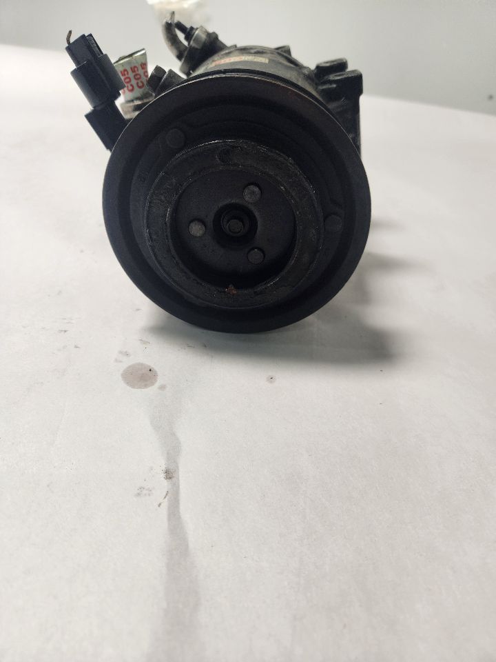 2009 HYUNDAI SANTA FE 6cyl Gasoline 2.7 AC COMPRESSOR - 432501 — photo 5