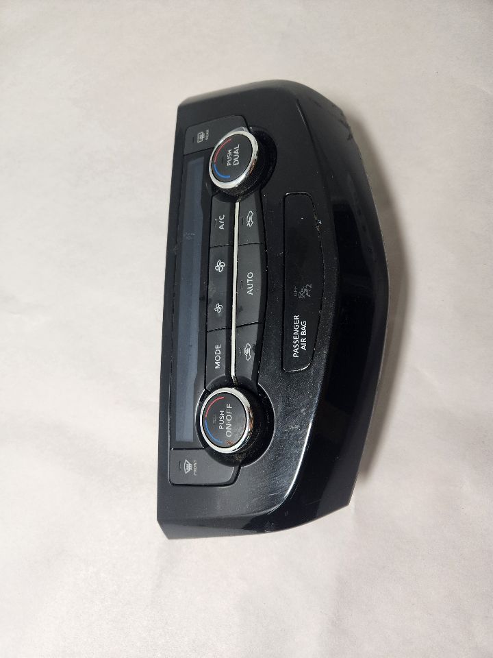 2014 NISSAN ROGUE 4cyl Gasoline 2.5 DOHC TEMP CONTROL - 432764