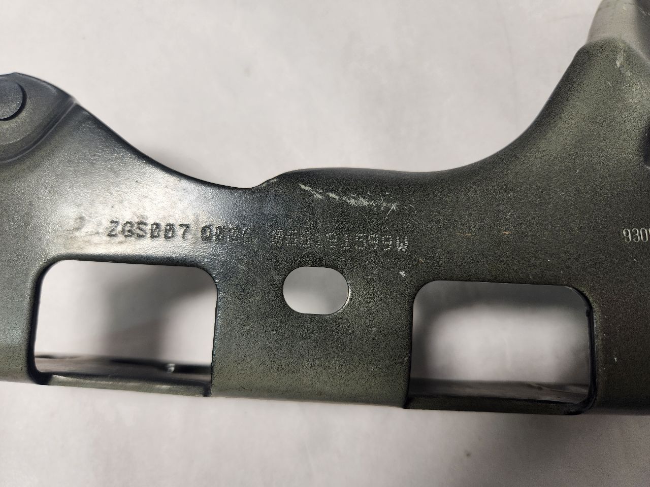 2019 MERCEDES-BENZ E-CLASS HOOD HINGE - 432787 — photo 3