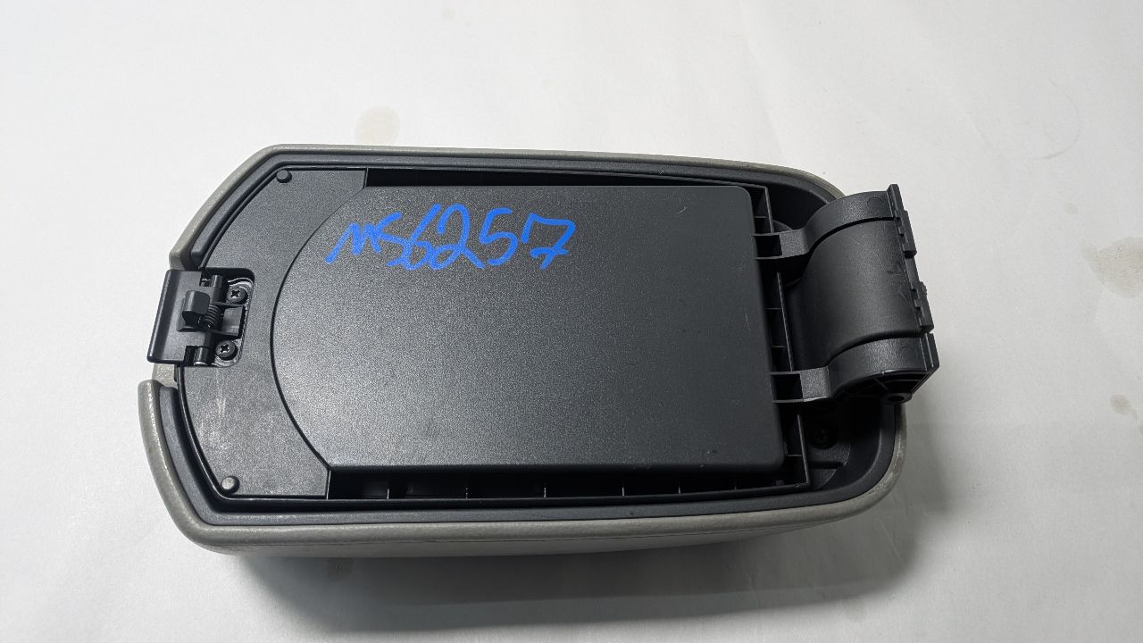 2007 TOYOTA RAV4 4cyl Gasoline 2.4 Console, Front - 432866 — photo 4