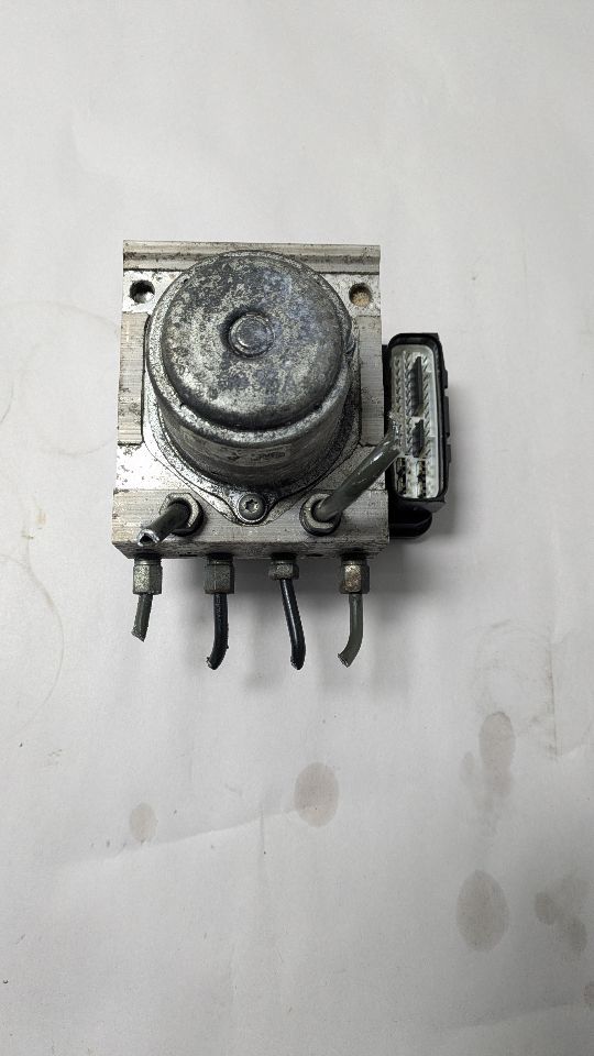 2015 HONDA CIVIC 4cyl Gasoline 1.8 VTEC Anti-lock Brake Pts - 433153 — photo 1