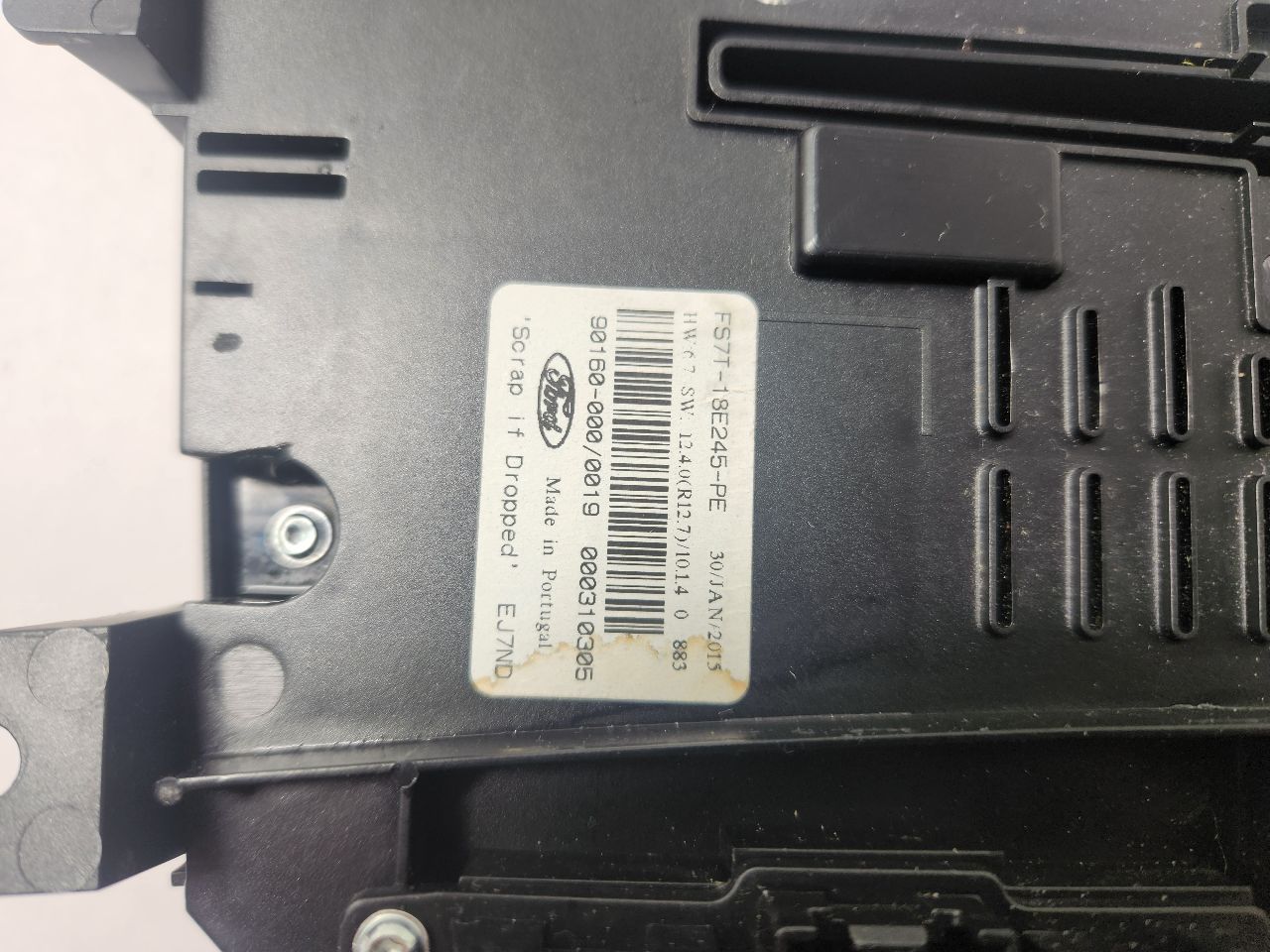 2015 FORD FUSION 4cyl Electric 2.0 Radio Audio - 434631 — photo 6