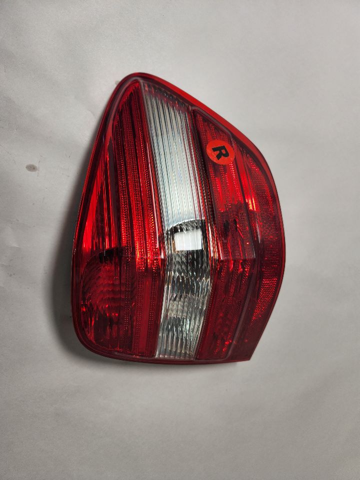 2007 MERCEDES-BENZ ML-CLASS 6cyl Diesel Turbo 3.0 Right TAIL LAMP - 435112