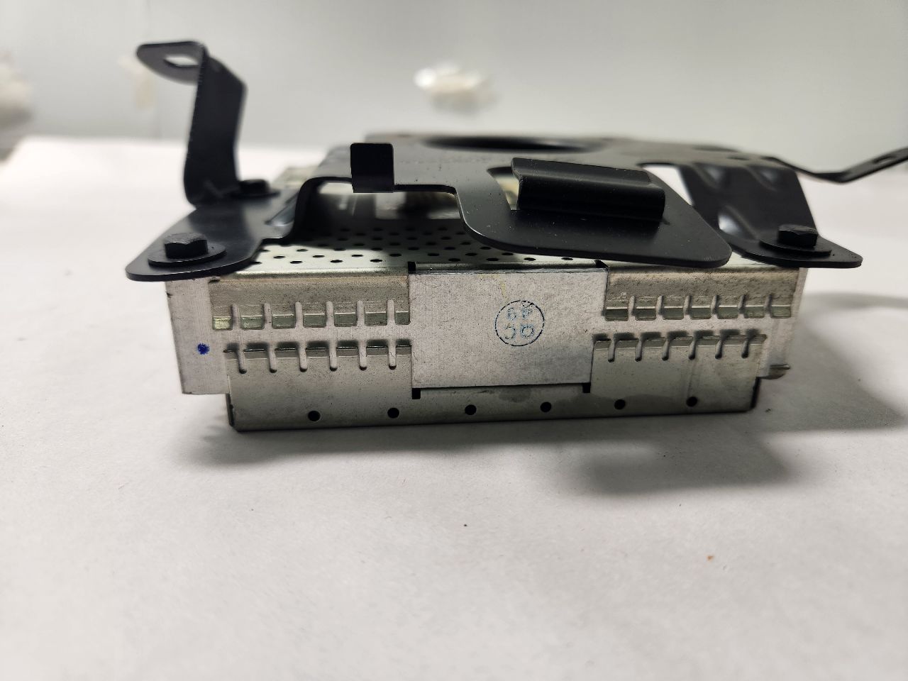 2010 BMW 535i 6cyl Gasoline Turbo 3.0 Radio Audio - 435142 — photo 3