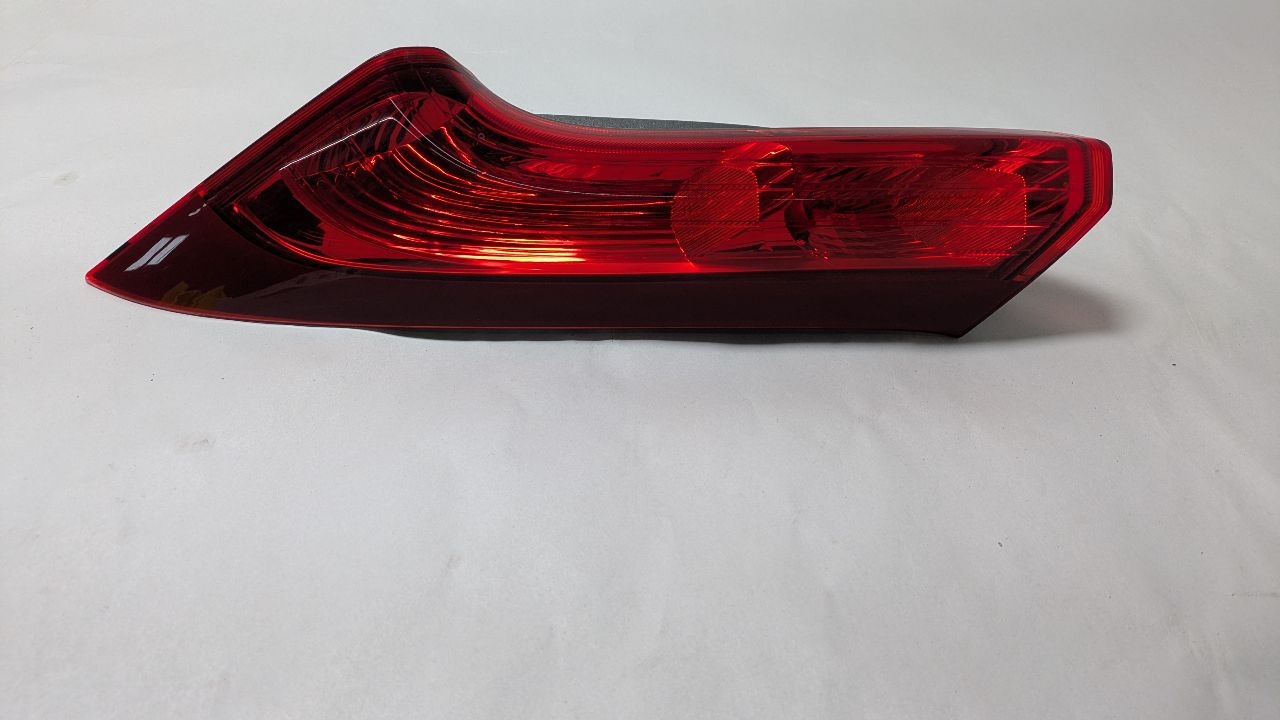 2016 HONDA CR-V 4cyl Gasoline 2.4 Left TAIL LAMP - 435484 — photo 1