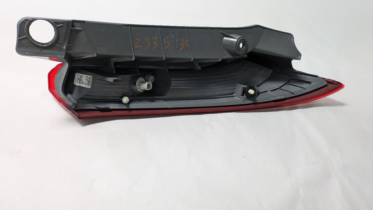 2016 HONDA CR-V 4cyl Gasoline 2.4 Left TAIL LAMP - 435484 — photo 3