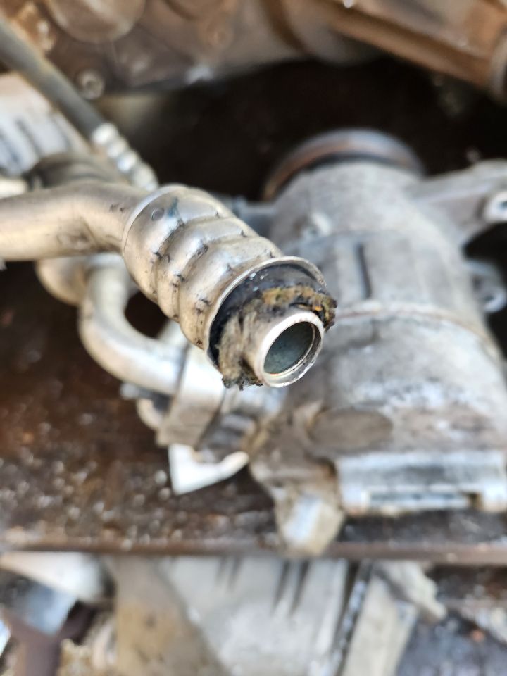 2019 GMC ACADIA 3.6L 6cyl Gasoline VVT AC COMPRESSOR - 436027 — photo 4