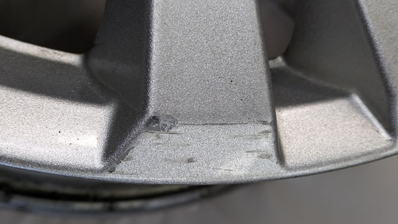 2014 CHEVROLET EQUINOX 4cyl Gasoline 2.4 WHEEL - 436123 — photo 4