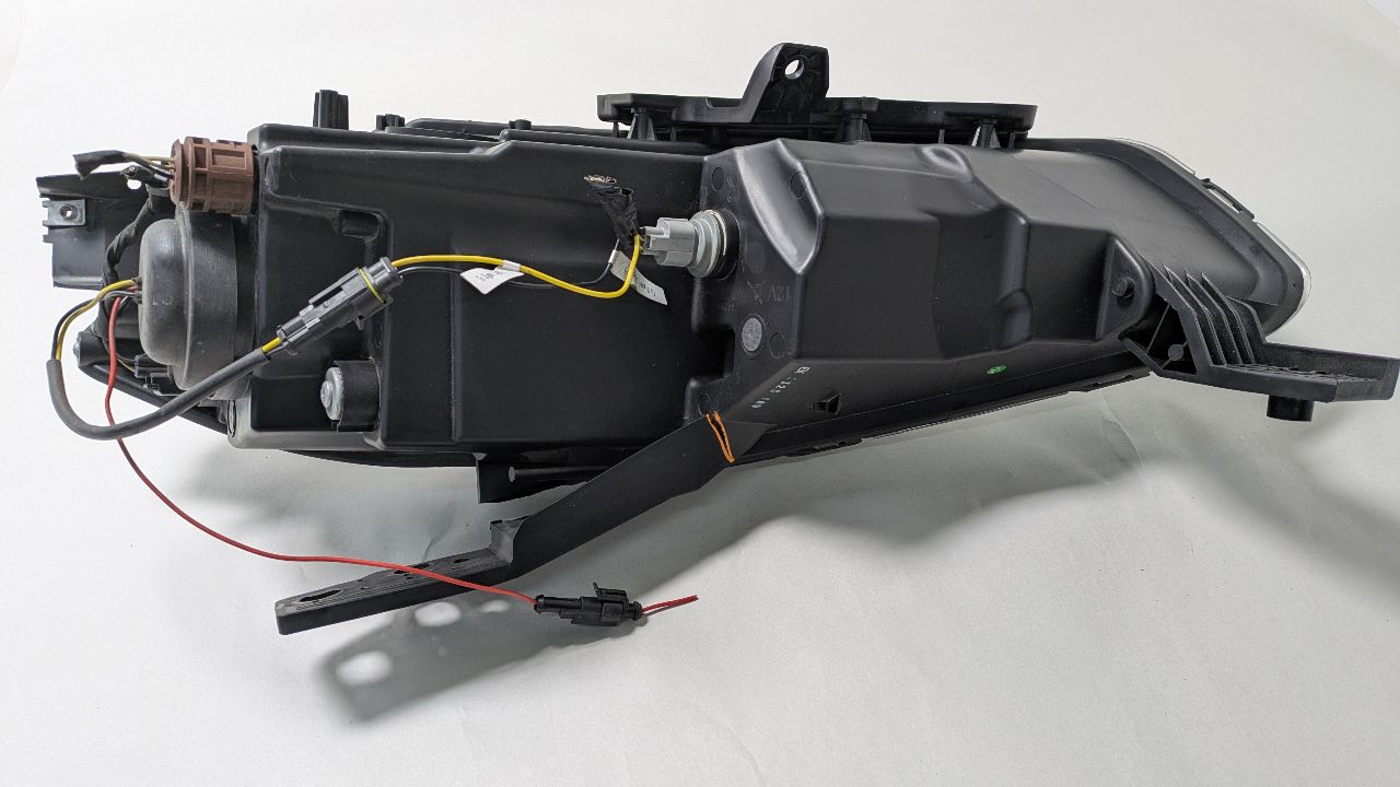 2014 DODGE DART 4cyl Gasoline 2.4 Right HEADLAMP ASSEMBLY - 436295 — photo 4