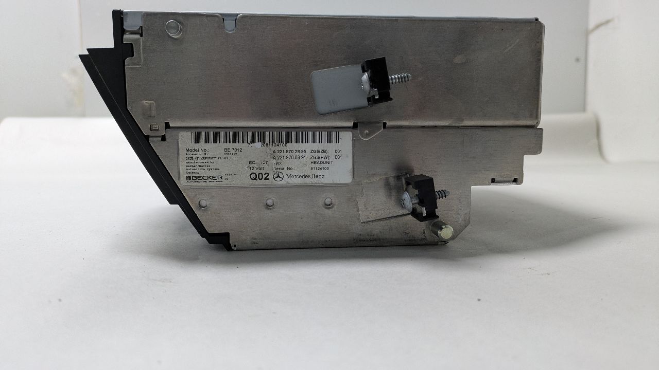 2009 MERCEDES-BENZ S-CLASS 8cyl Gasoline 5.5 Radio Audio - 436359 — photo 4