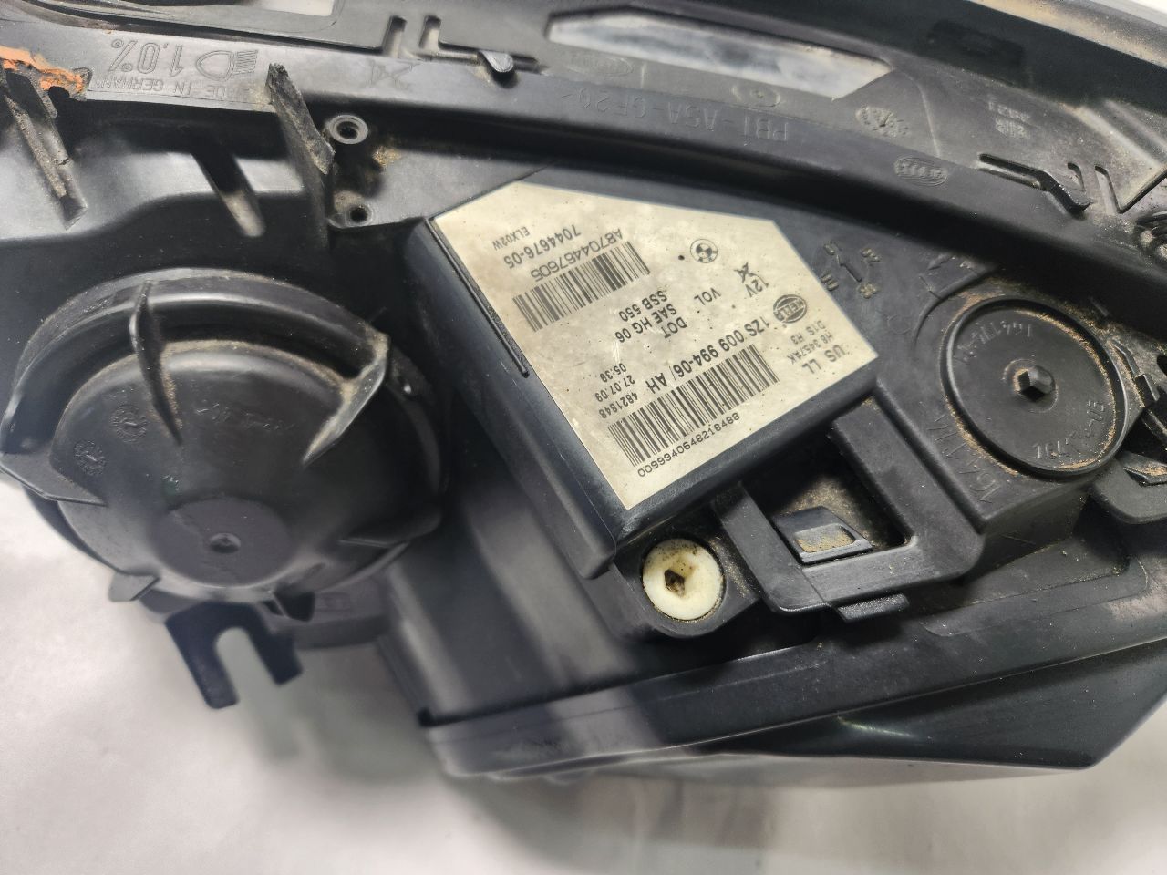 2010 BMW 535i 6cyl Gasoline Turbo 3.0 Left HEADLAMP ASSEMBLY - 436395 — photo 4