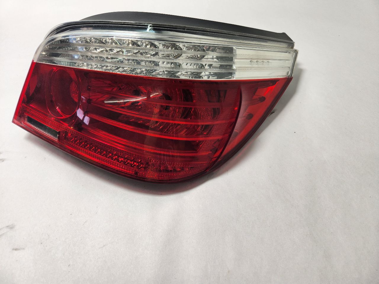 2010 BMW 535i 6cyl Gasoline Turbo 3.0 Right TAIL LAMP - 436397