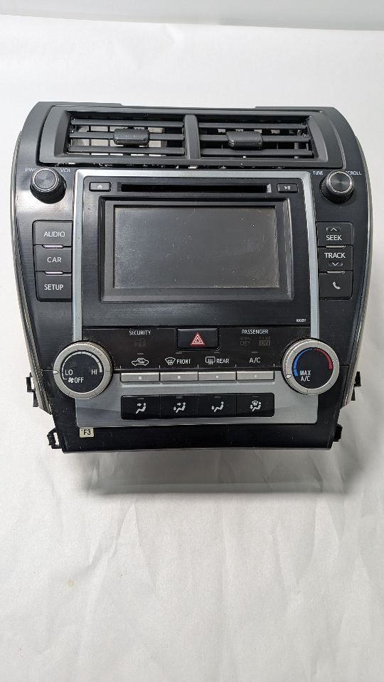 2012 TOYOTA CAMRY 4cyl Gasoline 2.5 DOHC Radio Audio - 436523 — photo 1