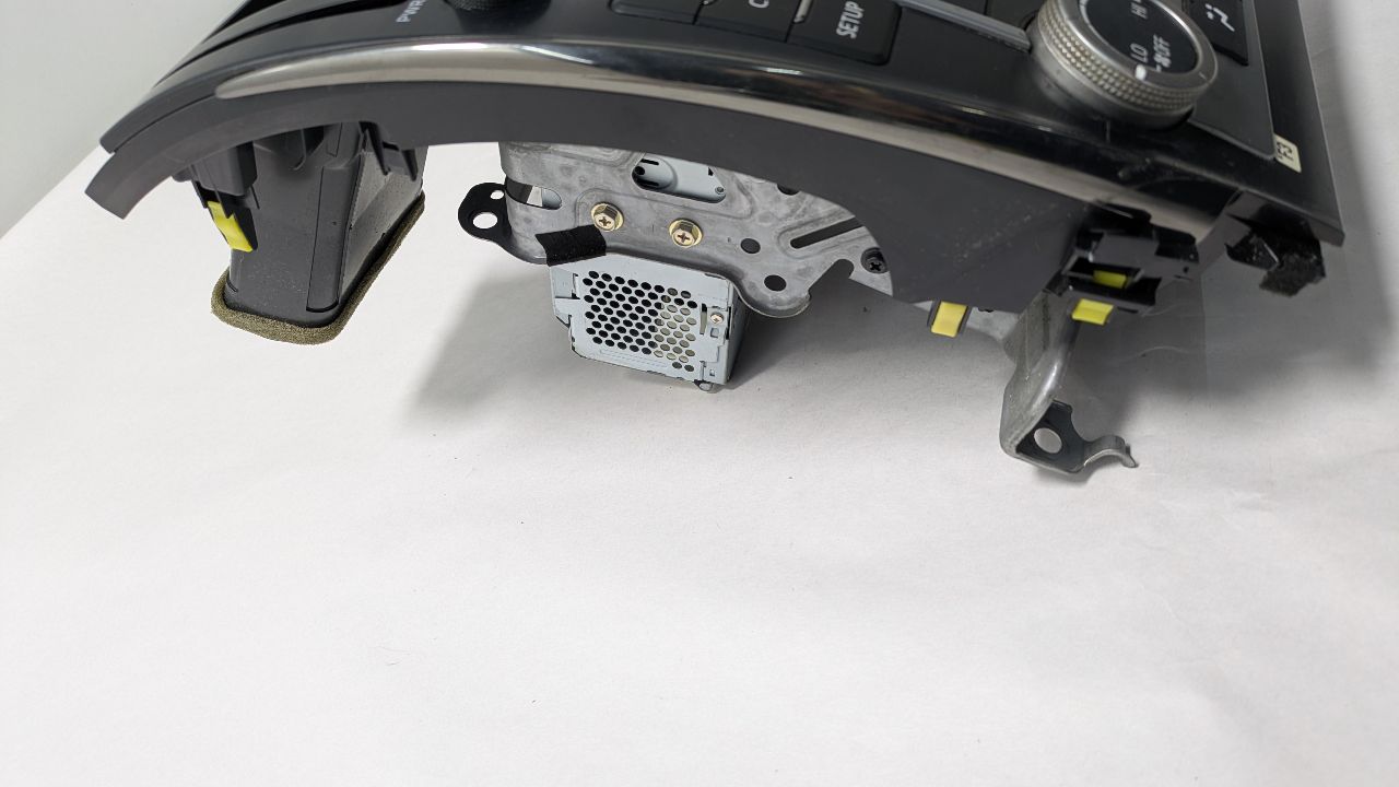 2012 TOYOTA CAMRY 4cyl Gasoline 2.5 DOHC Radio Audio - 436523 — photo 2