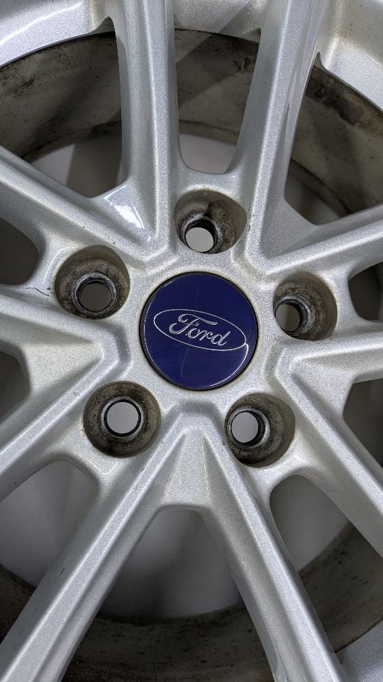 2015 FORD FOCUS 4cyl Gasoline 2.0 PZEV WHEEL - 436547 — photo 2