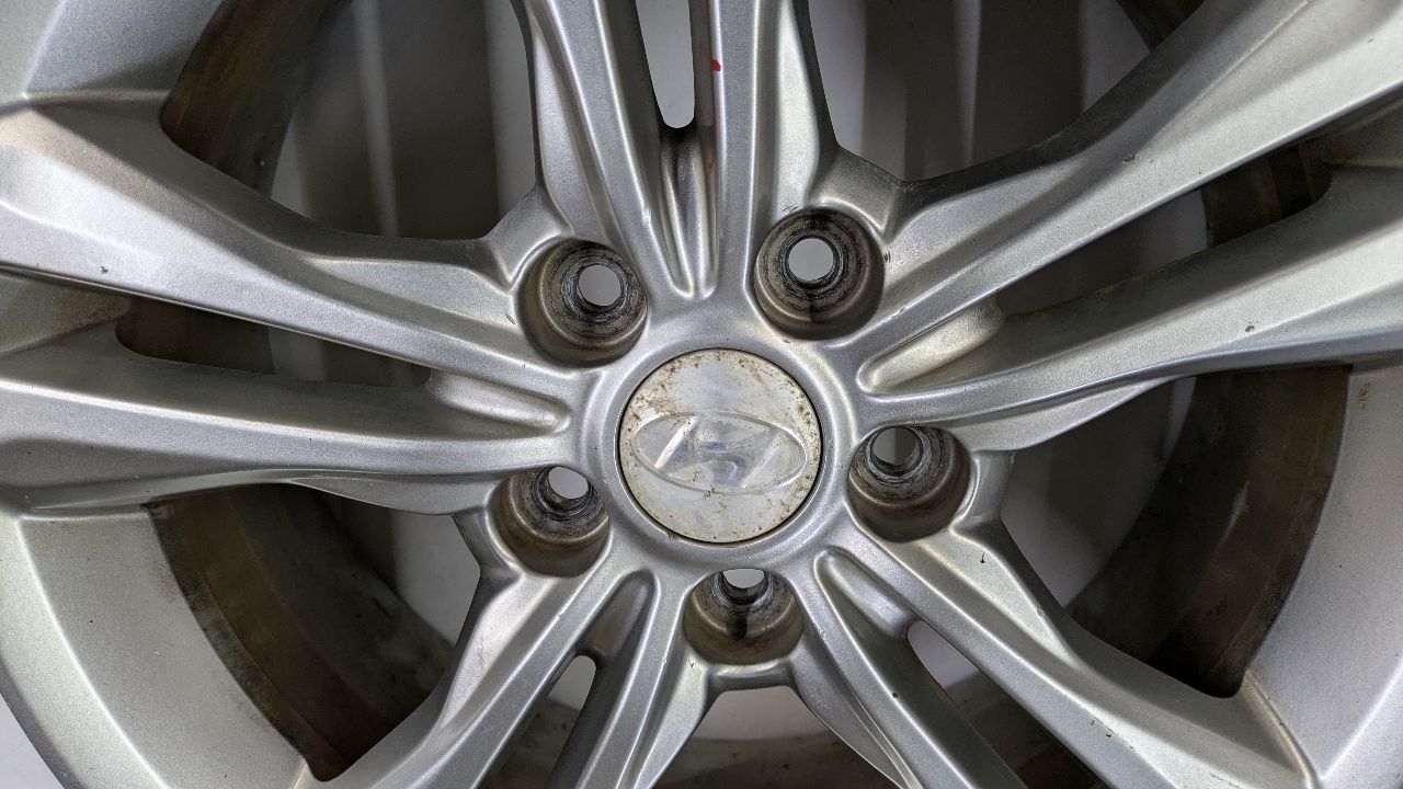 2018 HYUNDAI SONATA 2.4L 4cyl Gasoline VVT WHEEL - 436550 — photo 2
