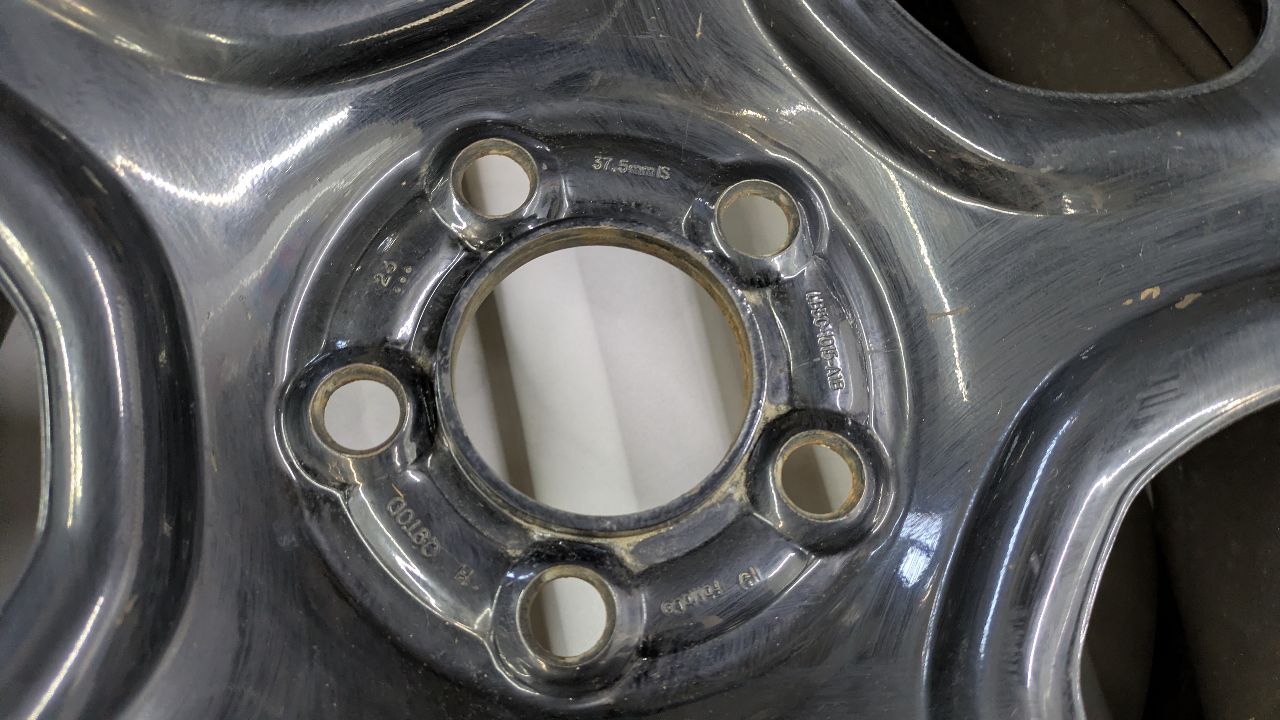 2020 FORD EXPLORER 3.3L 6cyl Gasoline VVT WHEEL - 436610 — photo 2