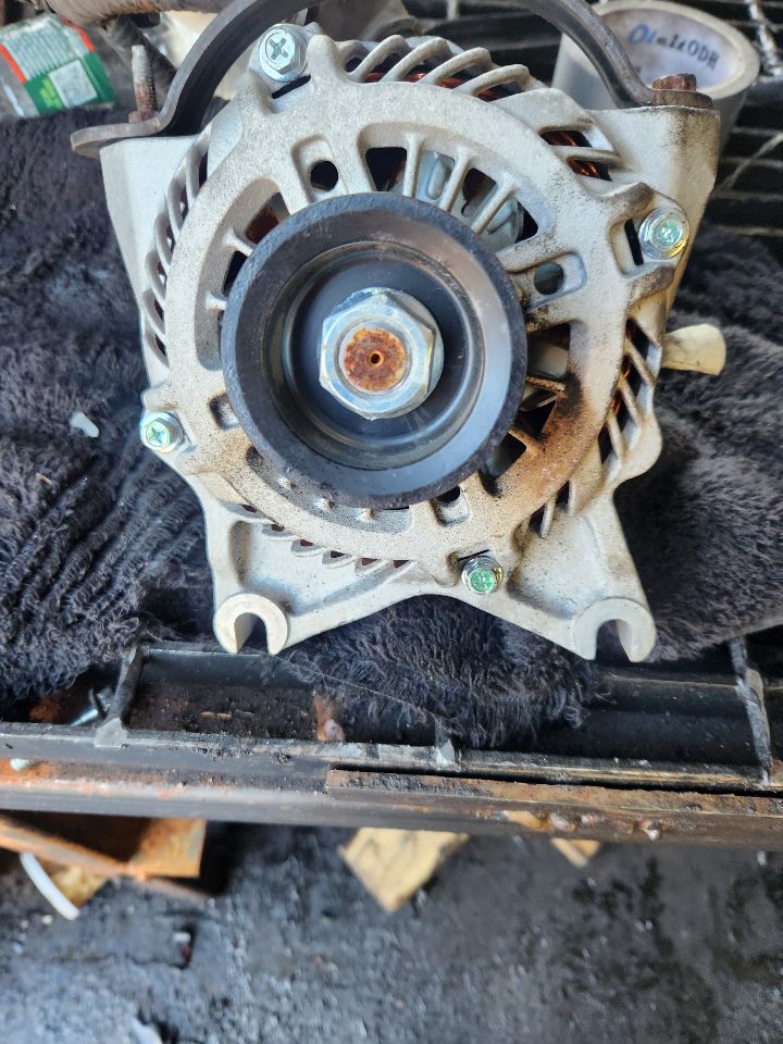 2012 FORD E250 VAN 5.4L 8cyl Gasoline ALTERNATOR - 436845 — photo 2