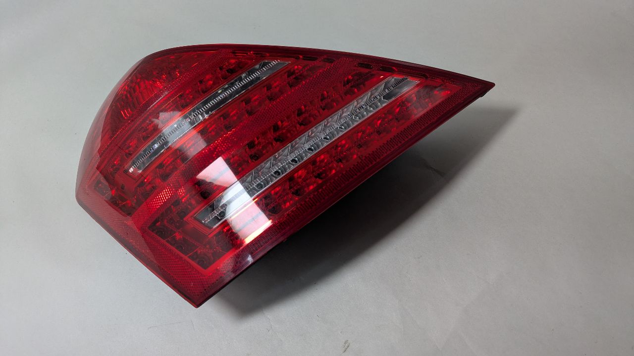 2010 MERCEDES-BENZ S-CLASS 8cyl Gasoline 5.5 Left TAIL LAMP - 436930