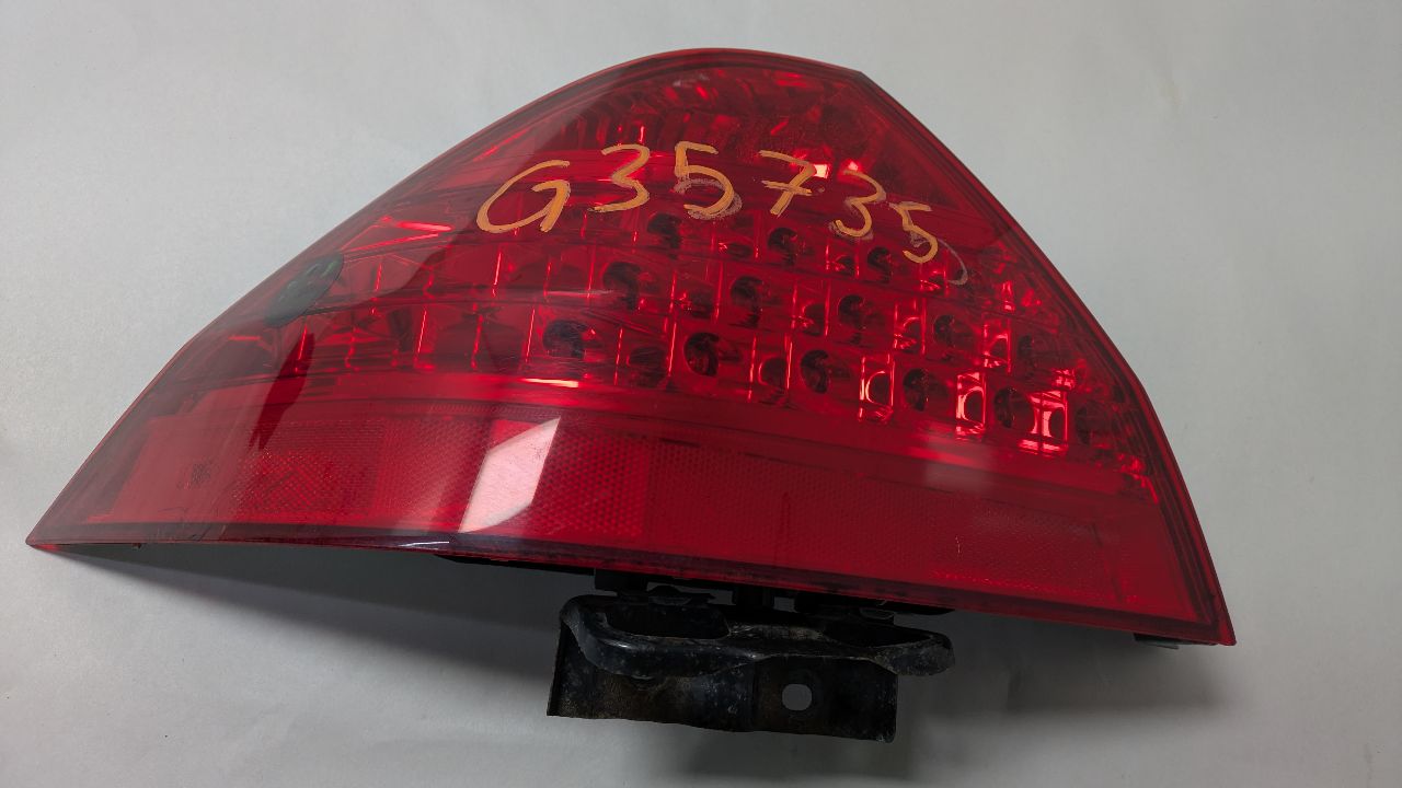 2007 HONDA ACCORD 6cyl Gasoline 3.0 Left TAIL LAMP - 436944 — photo 1