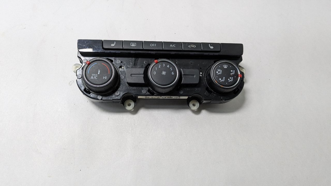 2013 VOLKSWAGEN PASSAT TEMP CONTROL - 437010
