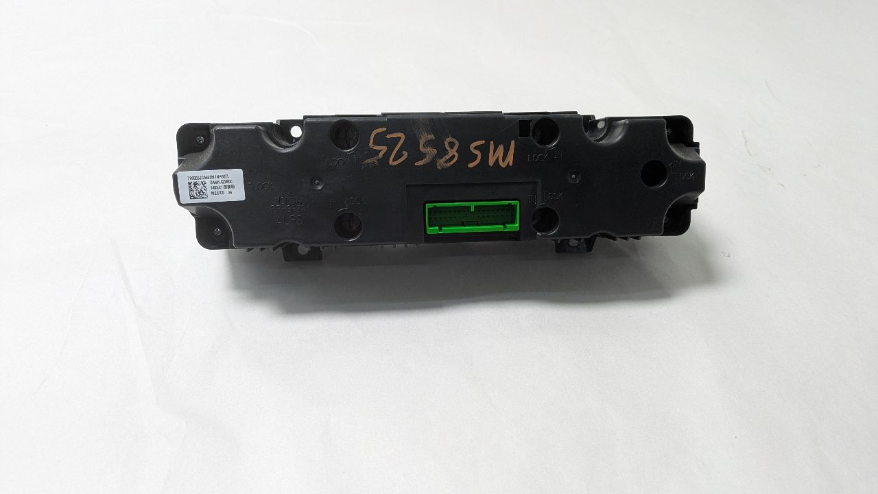 2013 HONDA RIDGELINE 6cyl Gasoline 3.5 TEMP CONTROL - 437361 — photo 4
