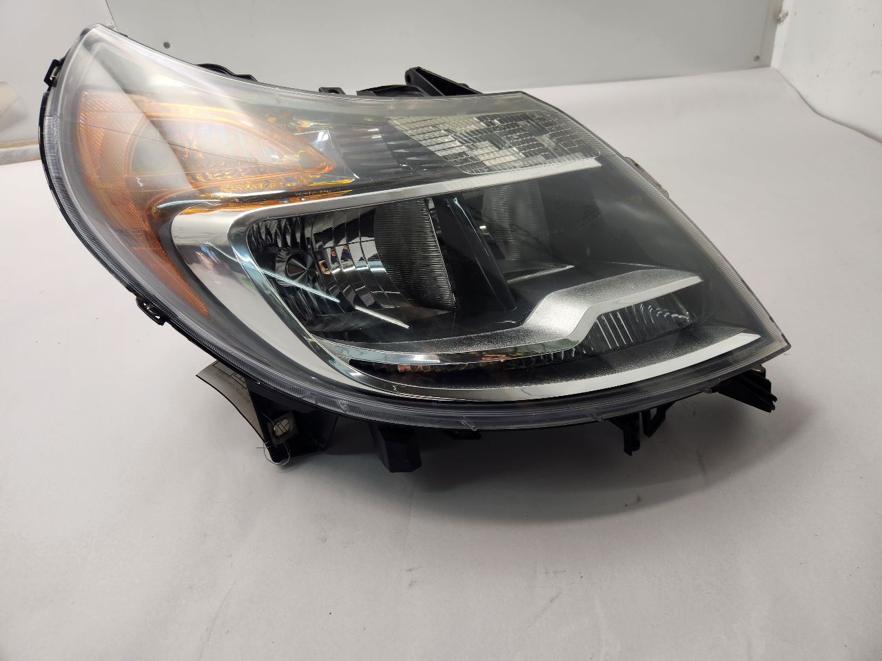 2018 DODGE PROMASTER 1500 VAN 3.6L 6cyl VVT Right HEADLAMP ASSEMBLY - 437716