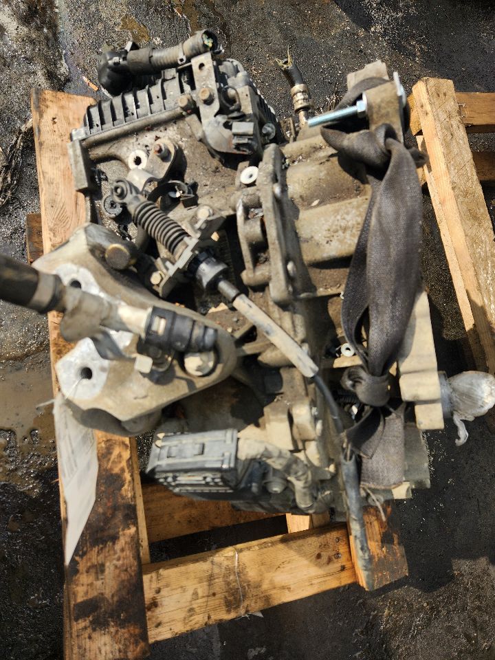 2015 JEEP CHEROKEE 4cyl Gasoline 2.4 PZEV Transmiss,Transaxle - 437840 — photo 2